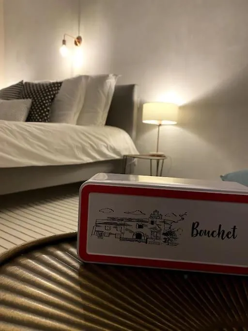 Bed and Breakfast Le Nomade En Provence Bouchet  Francja